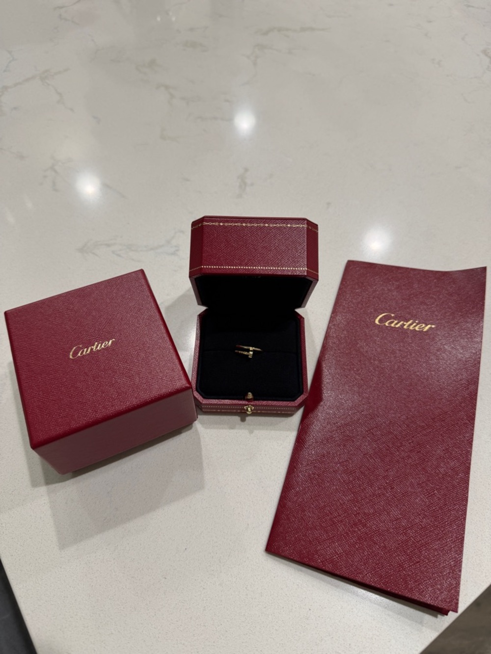 AUTHENTIC CARTIER JUSTE UN CLOU
